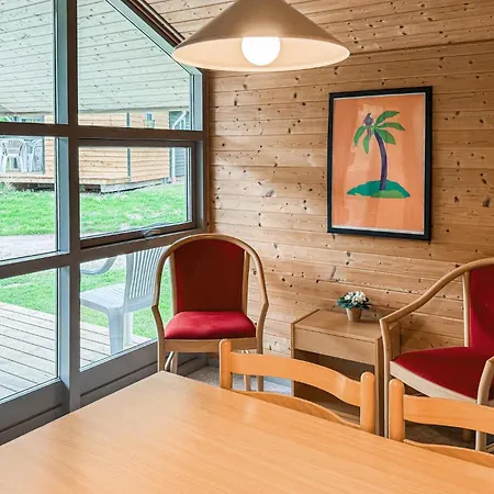 2 Bedroom Stunning In Ferienhaus