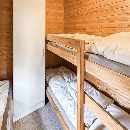 2 Bedroom Stunning In Ferienhaus Vejle